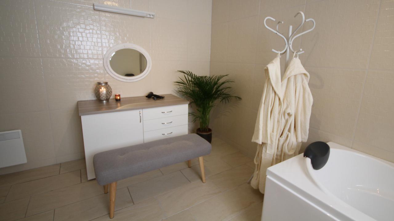 Hotell Magnor Bad Екстериор снимка