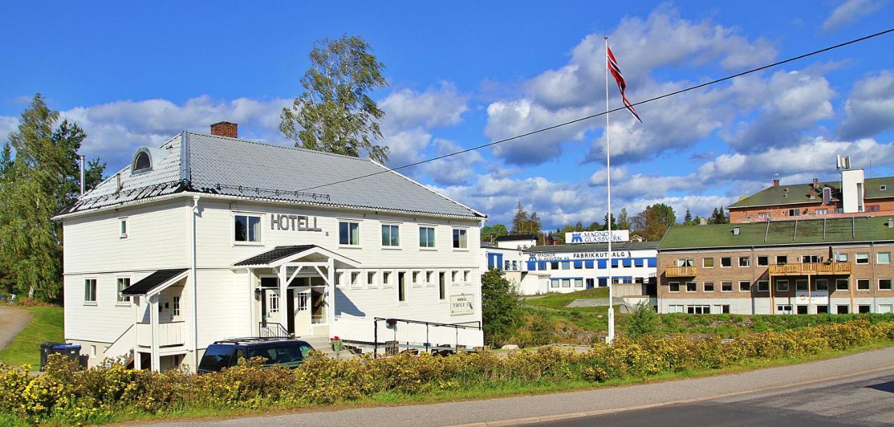 Hotell Magnor Bad Екстериор снимка
